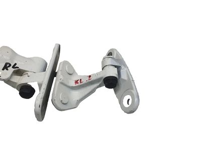 2019 Mercedes-Benz GLC43 AMG Door Hinge - 204-730-07-37