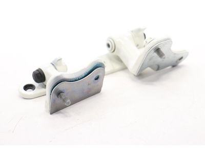 2014 Mercedes-Benz CLA250 Door Hinge - 176-730-06-37