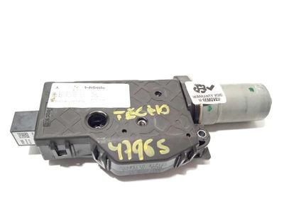 2019 Mercedes-Benz GLC63 AMG S Sunroof Motor - 253-906-70-00