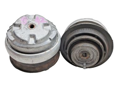 2009 Mercedes-Benz E550 Engine Mount - 220-240-33-17