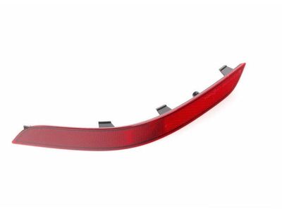 Mercedes-Benz GLK250 Bumper Reflector - 204-820-04-74