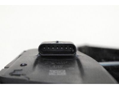 2019 Mercedes-Benz E63 AMG S Throttle Position Sensor - 205-300-00-04