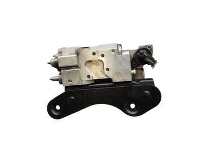 Mercedes-Benz GL450 Air Suspension Solenoid - 166-320-11-58