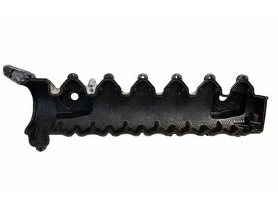2001 Mercedes-Benz S600 Valve Cover - 137-016-05-05