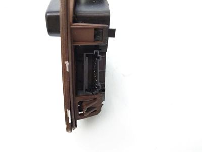 Mercedes-Benz 210-820-90-10-64 Seat Switch