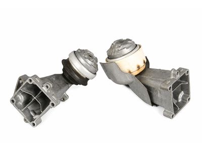 2015 Mercedes-Benz SLK250 Engine Mount - 271-223-25-04