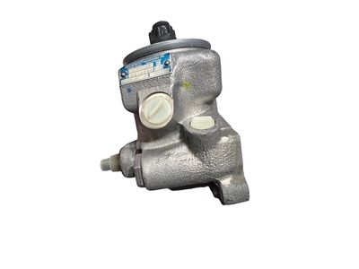1987 Mercedes-Benz 420SEL Power Steering Pump - 126-460-14-80
