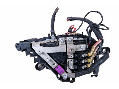 2019 Mercedes-Benz C300 Fuse Box - 205-540-80-95