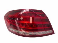 Mercedes-Benz 212-906-07-57 Tail Lamp Assembly Mercedes-Benz 212-906-07-57 Tail Lamp Assembly