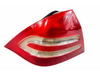 Mercedes-Benz 211-820-16-64-64 Tail Lamp Assembly Mercedes-Benz 211-820-16-64-64 Tail Lamp Assembly